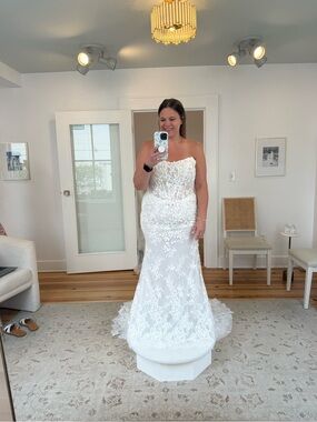 BRAND NEW NEVER ALTERED MillaNova Strapless White Lace Wedding Dress